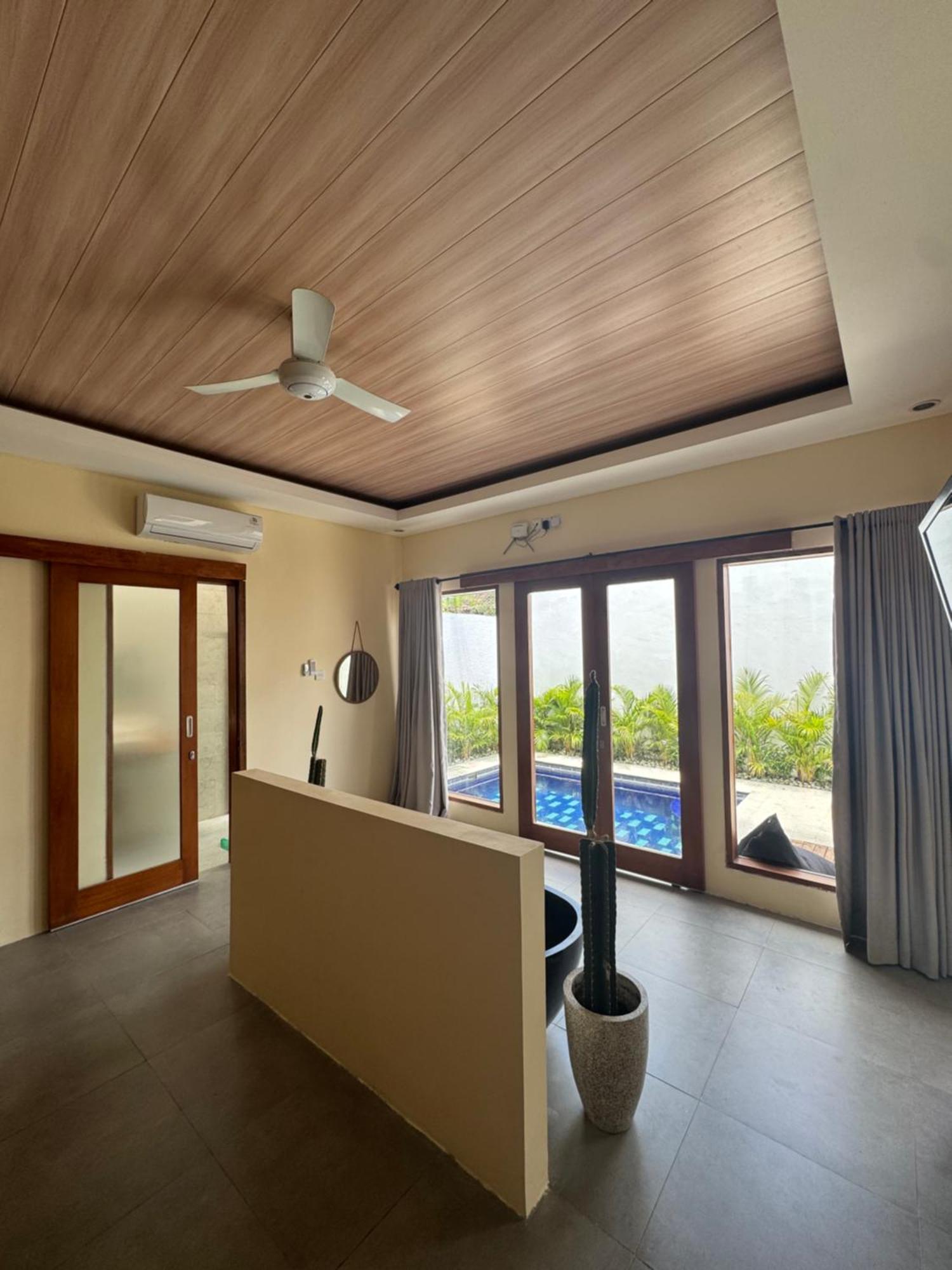 Kiki Village Bathtub Canggu Eksteriør bilde